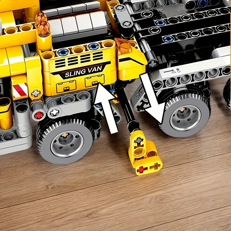 Yellow Telescopic Crane Buildi - огляд і ціна Heavy Equipment Lego